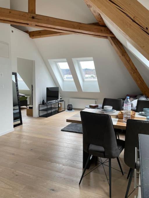 Gemuetliche & Zentrale Wohnung In Der Stadt Zuerich Esterno foto